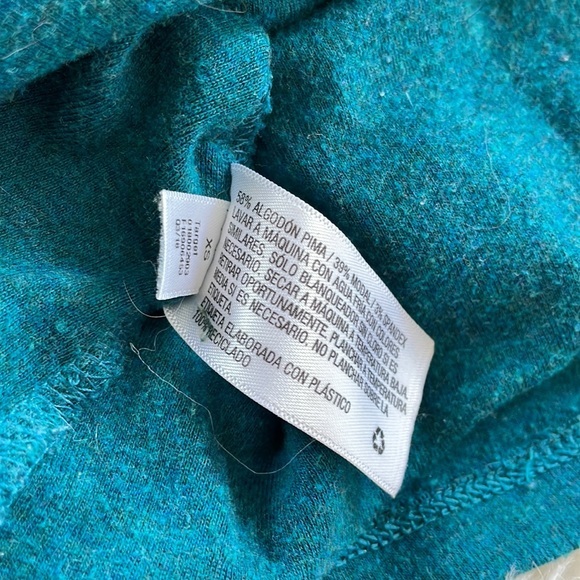 A new day target brand Aqua blue green solid long sleeve tee crew Neck sweater - Picture 12 of 17